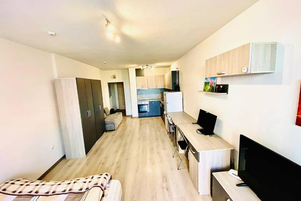 Large Studio In Studentski Grad With Huge Terrace Sofia